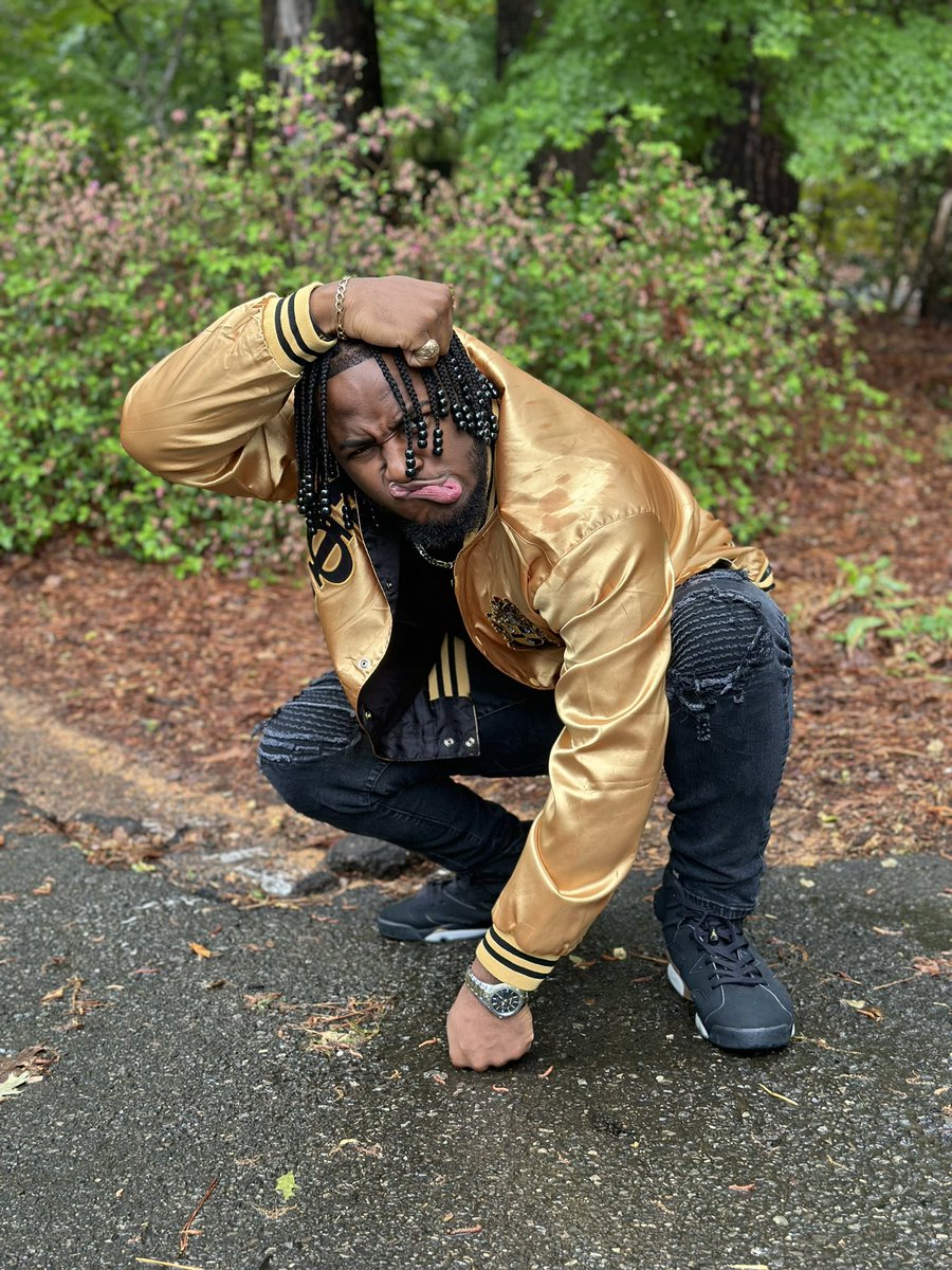 theHOUFF©️ tweet media