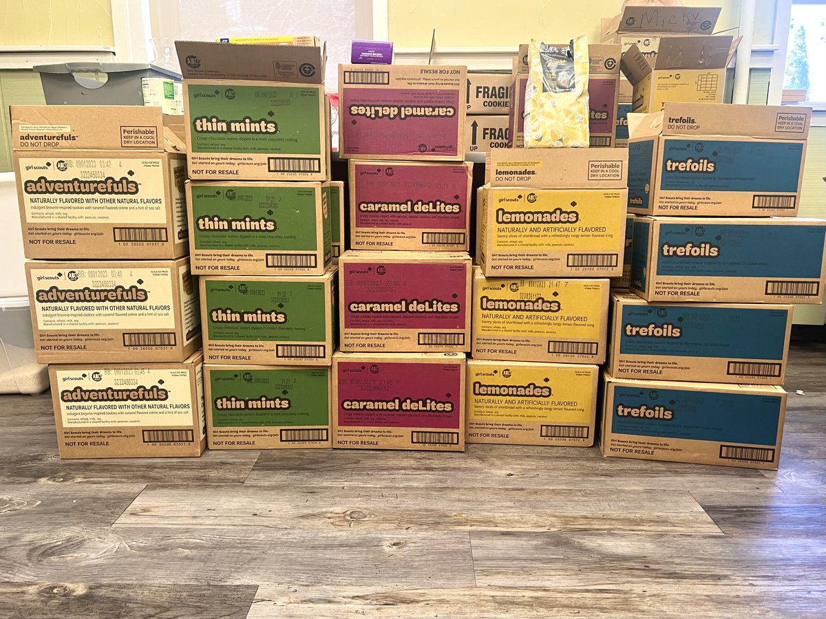 Girl Scout cookie season has made its way to B&amp;R! 🍪

Thank you SO MUCH to the Girl Scouts of Eastern Massachusetts for donating 60 cases of girls scout cookies--what a sweet treat for our guests!