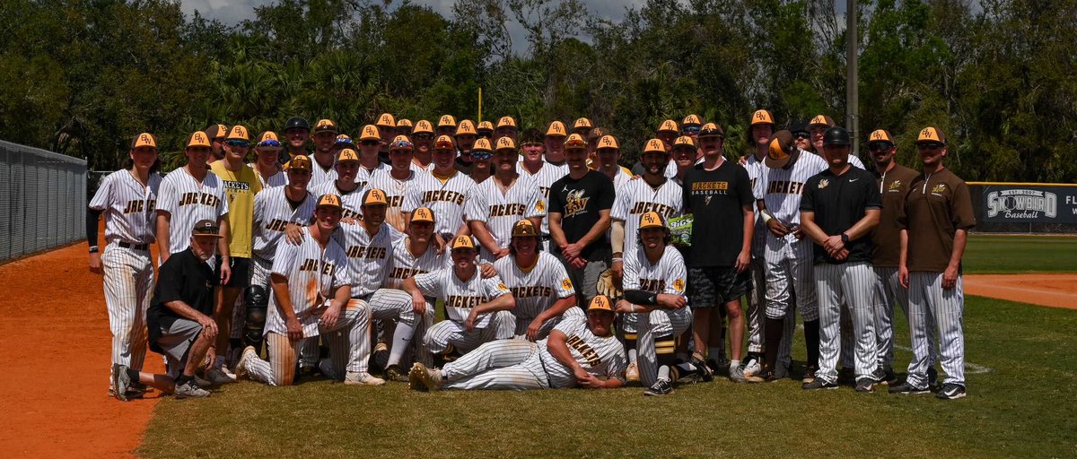 JoeyMar17's tweet photo. #WhyD3 @bwathletics https://t.co/6ujvJbkYZX