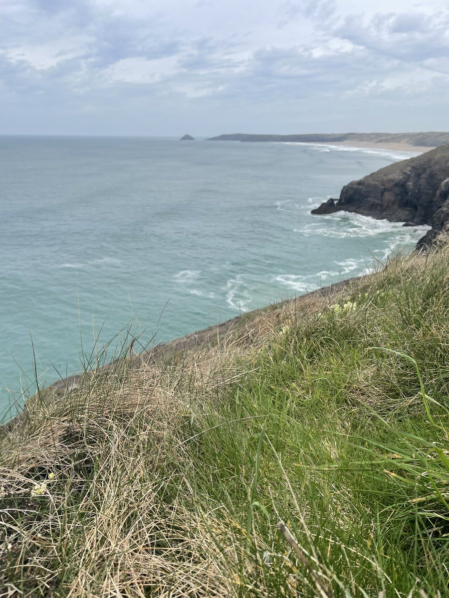 Perranporth beach, Sunday roast and coastal walks. Fantastic!
#sundaywalks #coastal #amazingbeach #scenery #roastlunch #EasterSunday2023