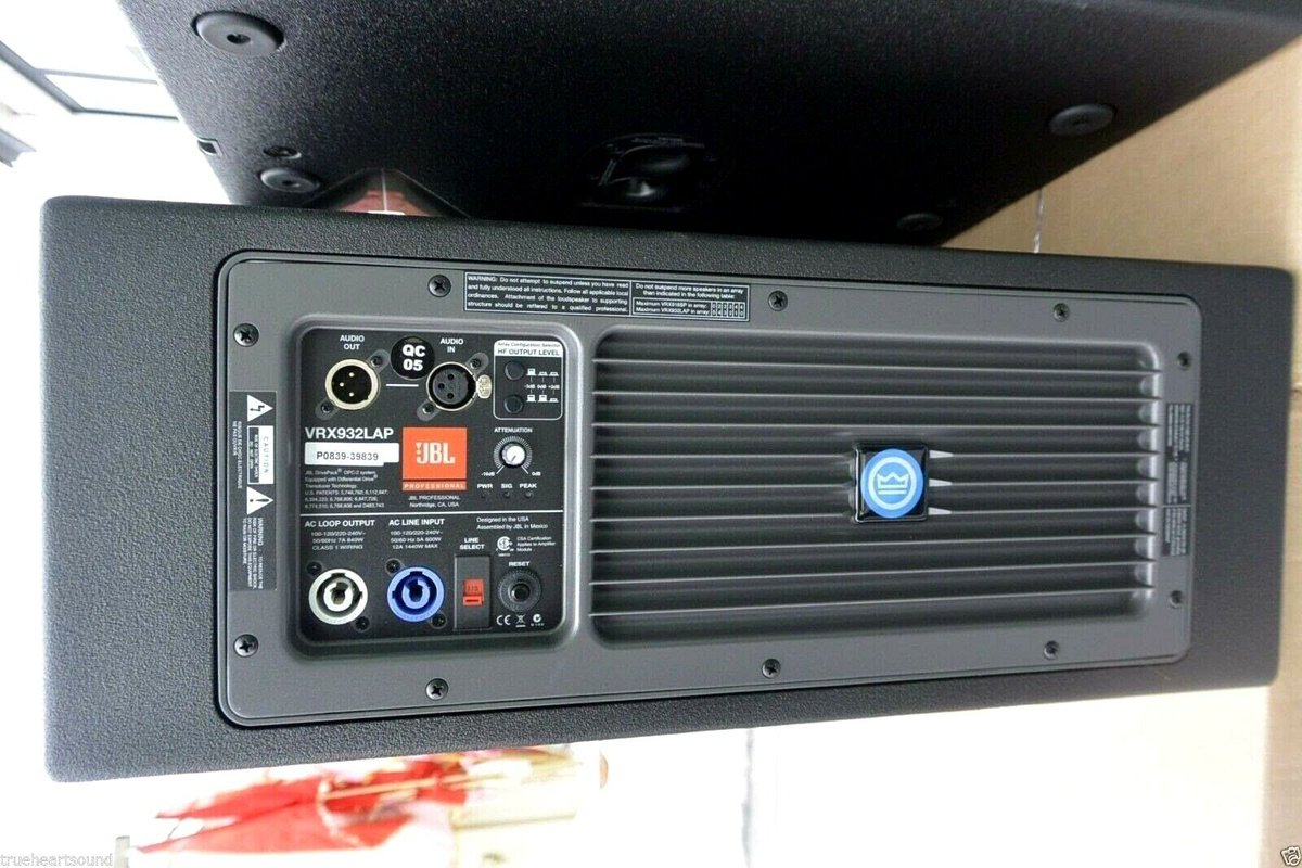TrueHeartSound's tweet image. JBL VRX932LAP Powered 12" Line Array Loudspeaker (One) $3,125.00 USD

Please check out our website at trueheartsound.com or give us a call on Whatsapp at 1.917.708.3778 or on our office number at 1.954.616.5622