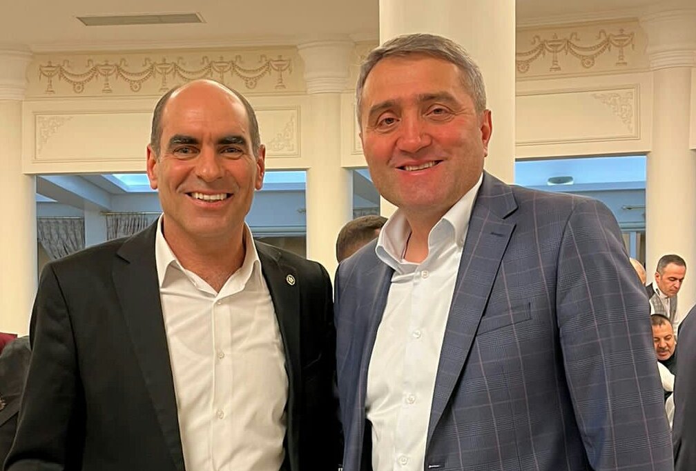 Gelecek Partisi 28 İnci Dönem Miletvekili Adaylarımız 1.2.Ve 3 üncü Bölgelerde Aday Olan Sn. <a href="/isamesihsahin/">İsa Mesih Şahin</a> @ Sn. <a href="/SelimTemurci/">Dr. Selim Temurci</a> Sn. <a href="/dogandemir41/">Doğan Demir</a> @ Sn. <a href="/fvzdnt/">Fevzi Donat</a>    Allah Yolunuzu Acık Etsin Kayra Ailesi Olarak Sonuna Kadar Destekliyecez <a href="/GelecekPartiTR/">Gelecek Partisi</a>