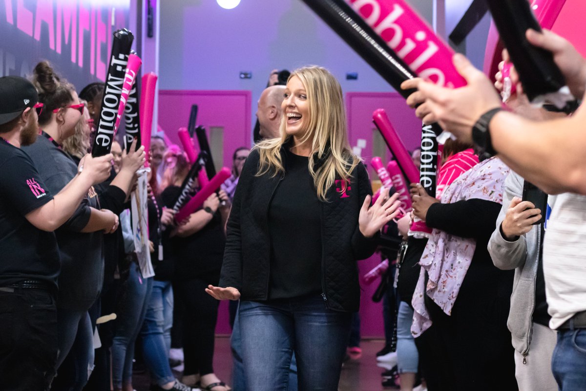 Vickie Leslie (@leslie_vickie) on Twitter photo Just another day for employees at T-Mobile's Springfield, MO Customer Experience Center, hanging with our Consumer Group President <a href="/JonFreier/">Jon Freier</a> and Consumer Experience Senior Vice President <a href="/csandoval111/">Christie Sandoval</a>. No questions went answered! <a href="/DAnders24/">Dale</a> #BetterTogether Just another day for employees at T-Mobile's Springfield, MO Customer Experience Center, hanging with our Consumer Group President <a href="/JonFreier/">Jon Freier</a> and Consumer Experience Senior Vice President <a href="/csandoval111/">Christie Sandoval</a>. No questions went answered! <a href="/DAnders24/">Dale</a> #BetterTogether