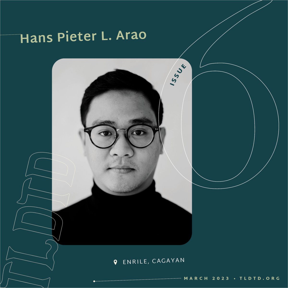 Alakan mu ya karne
senu makasinsim kan manteka
ya bibig, masapinan ya sinay.

/

Partake of the meat
that your lips might be greased,
your guts plied with something solid.

"Kan Malangan / At the Feast” by Hans Pieter L. Arao
tldtd.org/poet/hans-piet…
