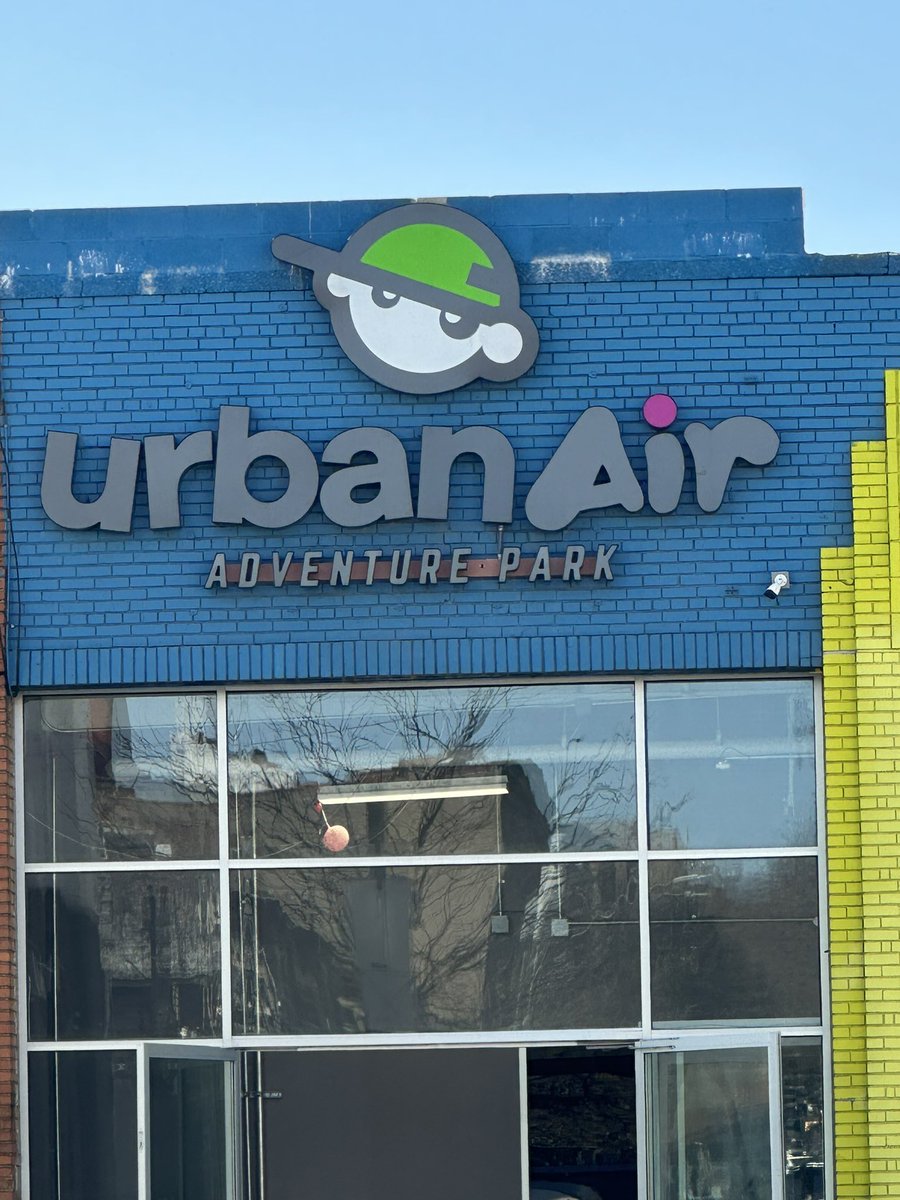 Greg Kahn tweet media