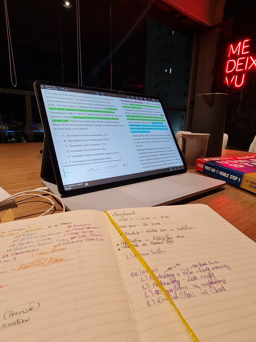 Balancing USMLE prep with a little bit of normalcy on this Monday 📚😊 #medstudentlife #USMLEprep #MedTwitter