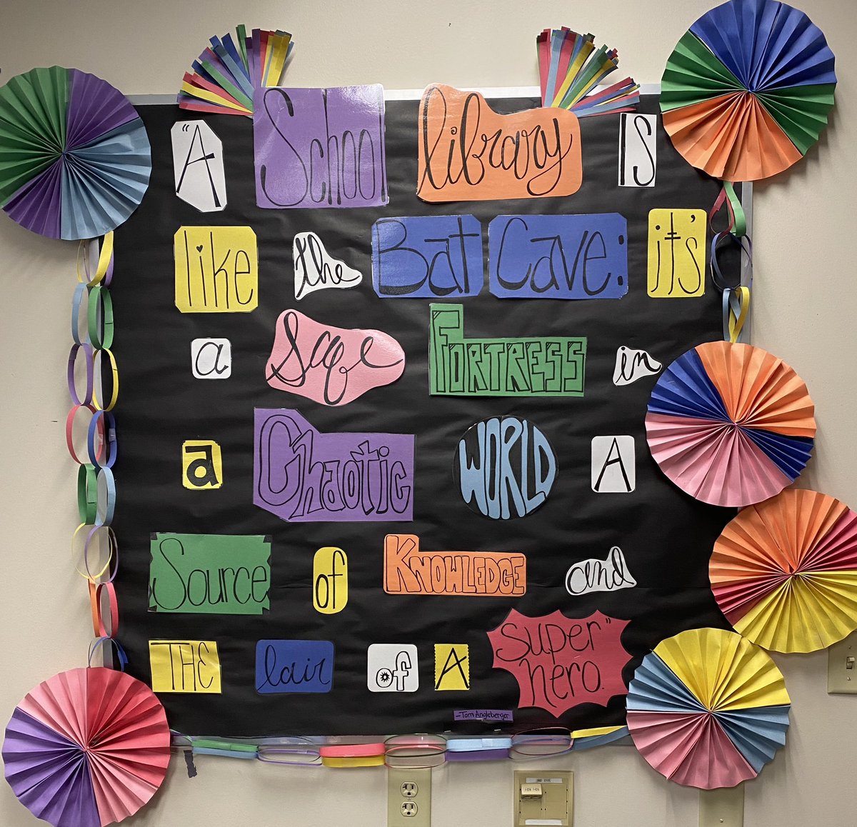 dmbeecher's tweet photo. Our #SchoolLibrary team is a creative rockstar! @DCHS_hawks @Sheena12T is such an asset to our program, students, and staff. #LibrarySnapshot #DecaturProud @AISLE_ILF https://t.co/MRe3dKNgtv