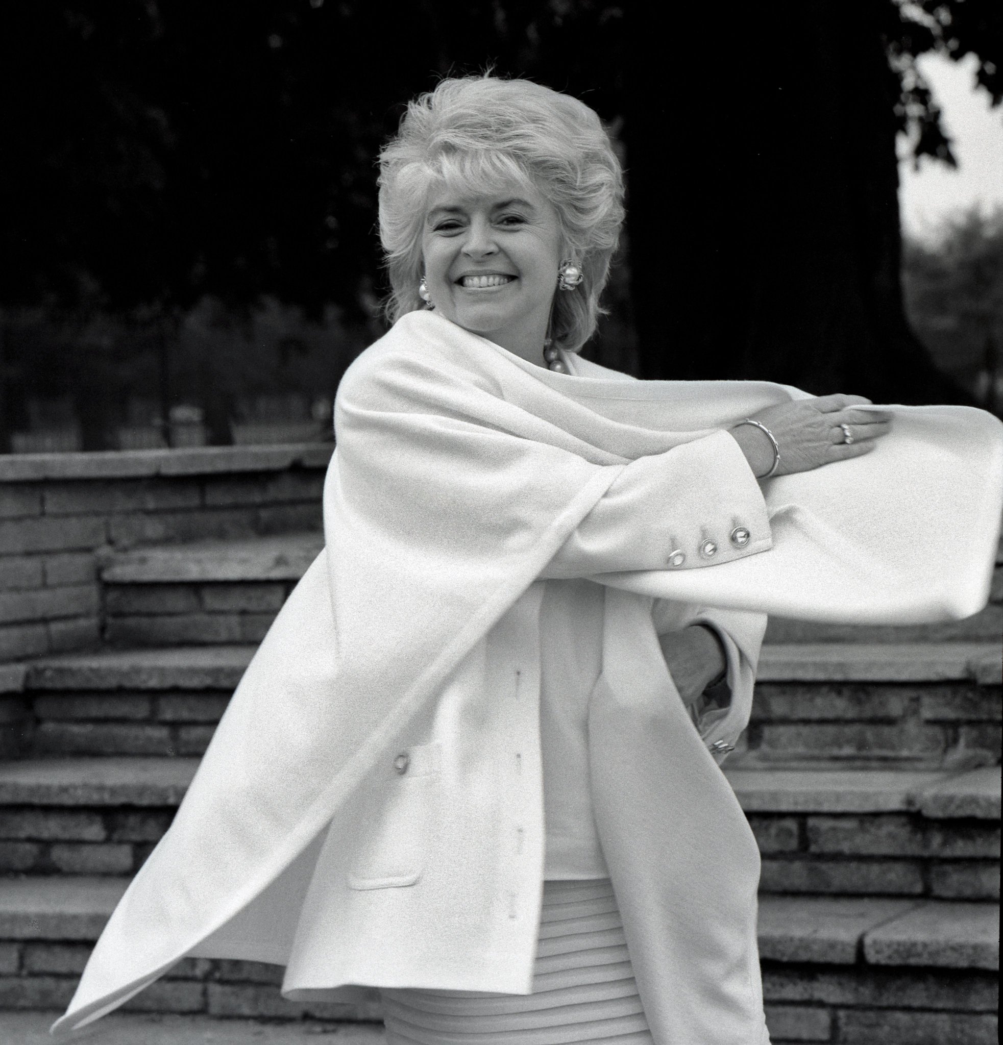 Happy 83rd birthday to Gloria Hunniford! 