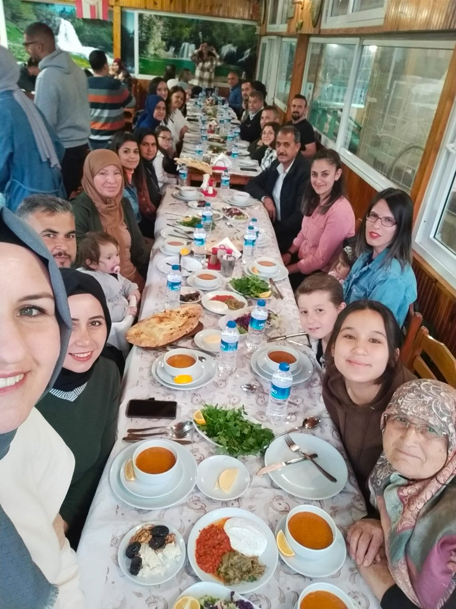 EROLKOCA1's tweet photo. Kumluca Gsim  Ailesi olarak birlikte iftar  yemeği yedik. Allah birlik ve beraberliğimizi bozmasın İnşallah @kasapoglu @GSB_Antalya @AntalyaValilik @atayuslu @YGrhan @ibrhmturkis @TGGFederasyonu @burhanhco https://t.co/KybAdf7TP8