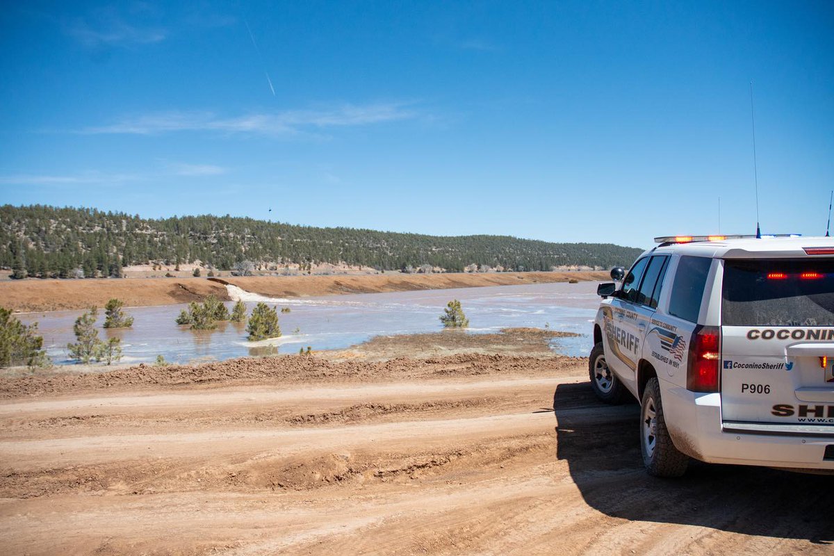 ***ROAD CLOSURE***
The Levee at lower Lake Mary has breached. 
Please stay away from Forest Service Road 296 and and 296B. Multiple agencies are on scene assessing the situation.