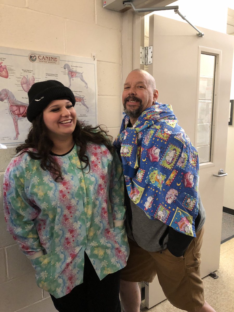 CPSHoward's tweet photo. ZA students visited the Vet Science program at UC Blue Ash today. Some senior decisions were verified! #zooacademyrocks #zooacademycps #hughesbigred #iamcps https://t.co/omdPvdd1Gz
