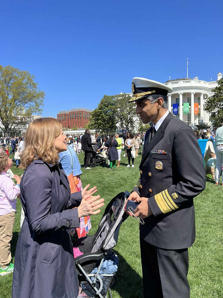 Our own Dr Dempsey Hughes (at her old stomping grounds) with Surgeon General Dr Vivek Murthy discussing NM transplant! <a href="/NM_Transplant/">Northwestern Medicine Transplant</a> #NMtransplantstrong