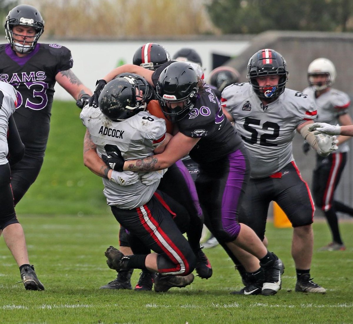alexirving23's tweet photo. 1st game of the season, 1st sack of the season, and many more to come 🦍
Credit to Alex Daniel and my mum for the pics!! https://t.co/BXiYeIRTtt