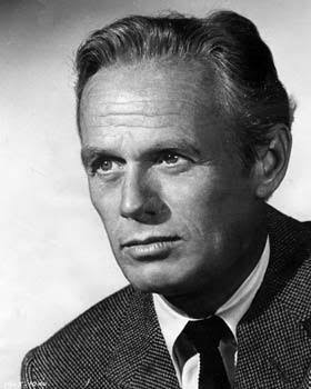 first movie or series you think of when you see this actor? 

richard widmark

#richardwidmark 
#firstmovieorseriesyouthinkof 
#filmtwitter #movies #tvshows