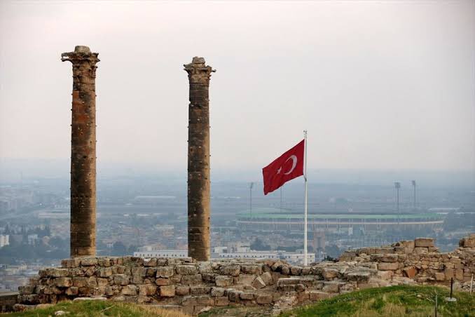 11 Nisan Destanı, Şanlı bir zaferdir. Birliğin ve beraberliğin resmidir. Mücadeledir, kurtuluştur, kardeşliktir. 

Şanlı ecdadımızı rahmetle ve minnetle anıyoruz.

#11NisanDestanı 
#sanliurfa