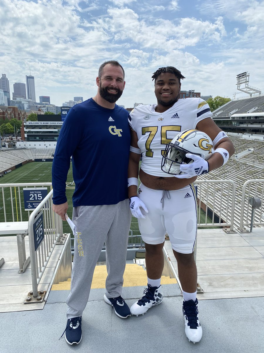 KOBE JONES 🦍 tweet media