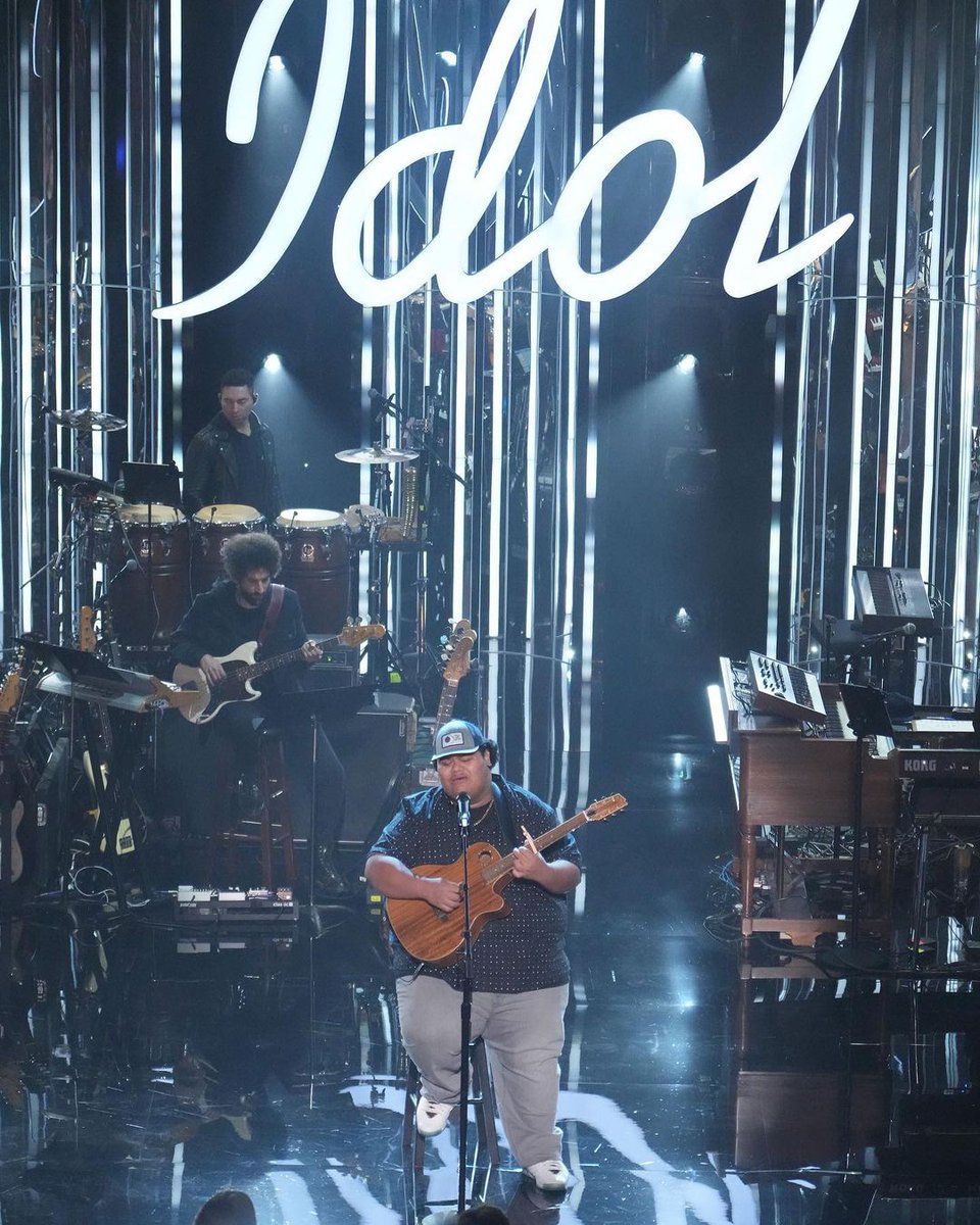 wtongi's tweet photo. Tonight is the last #HollywoodWeek episode of @AmericanIdol! Was my #Showstopper performance enough to keep me in the competition? Tune in to @ABCNetwork at 8/7c! Yessah!!!!! https://t.co/MNChuDvffN