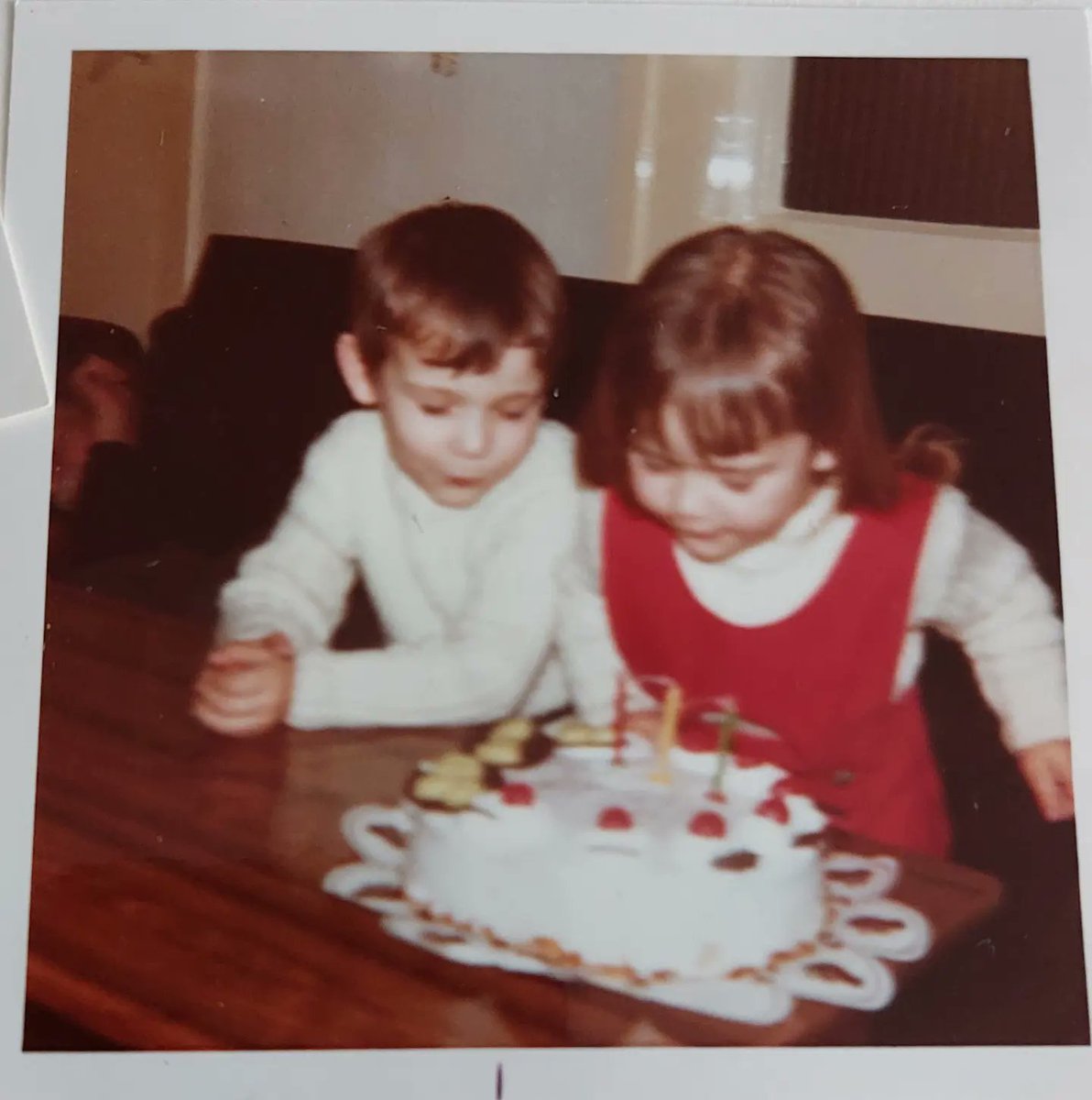 PrinsesChrissie's tweet photo. Vandaag 53 jaar geleden ...

#happybirthdaytome 🥳 #level56 #heellangeleden #birthdaygirl https://t.co/viU98yrGnK