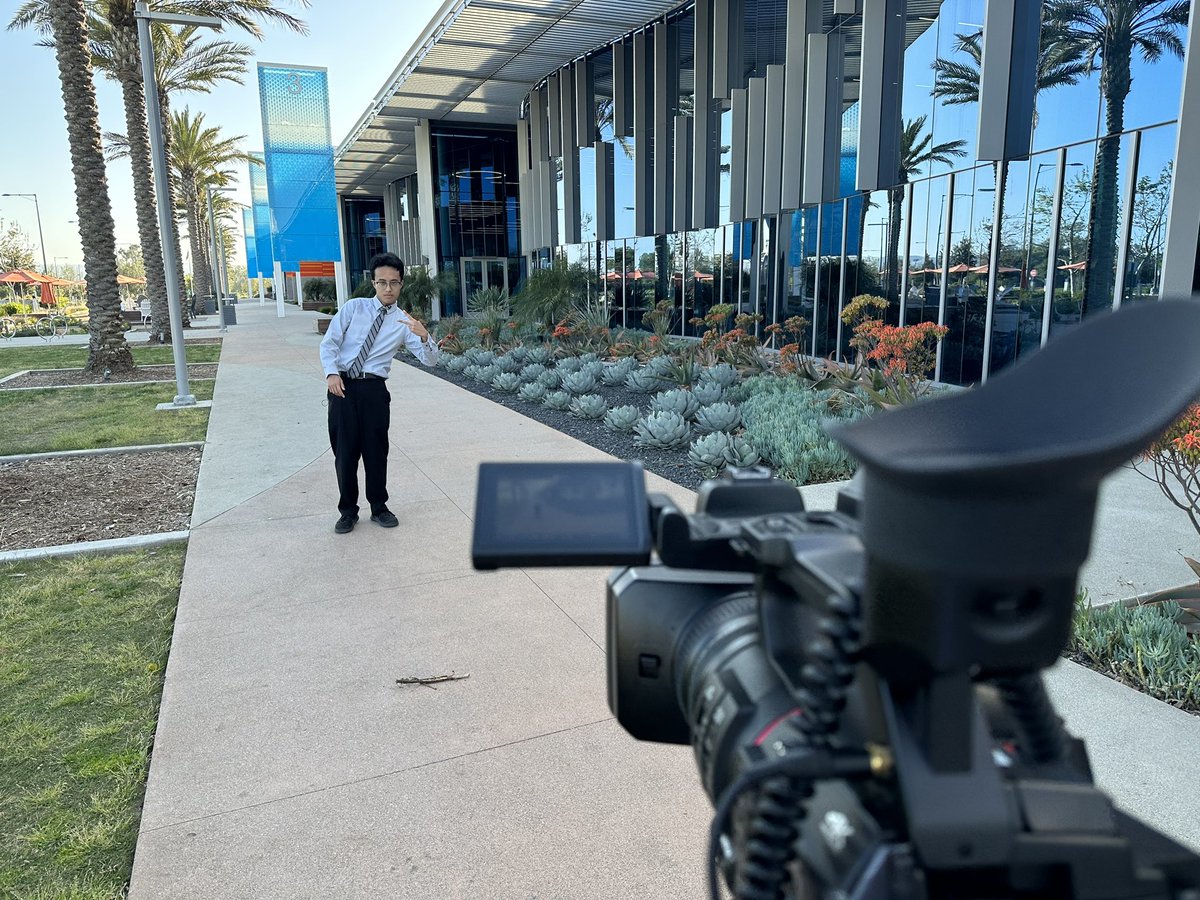 Fun working with <a href="/gavinodorito/">Gavin Nguyen</a> for his Guardians Hockey story! Catch it this Tuesday on <a href="/ChapmanNews/">Chapman News</a>! #305tweets