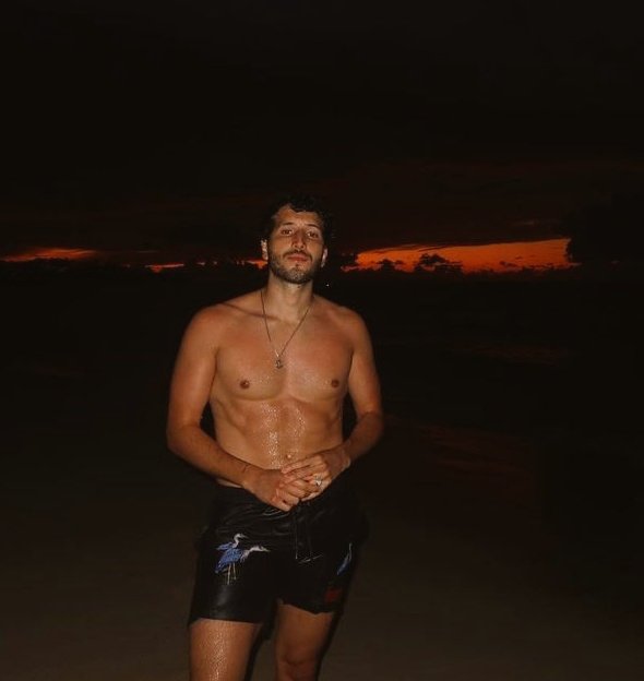 faaroonmilo's tweet photo. Noches sin dejar de pensar en él https://t.co/rmw0V2K3Vn