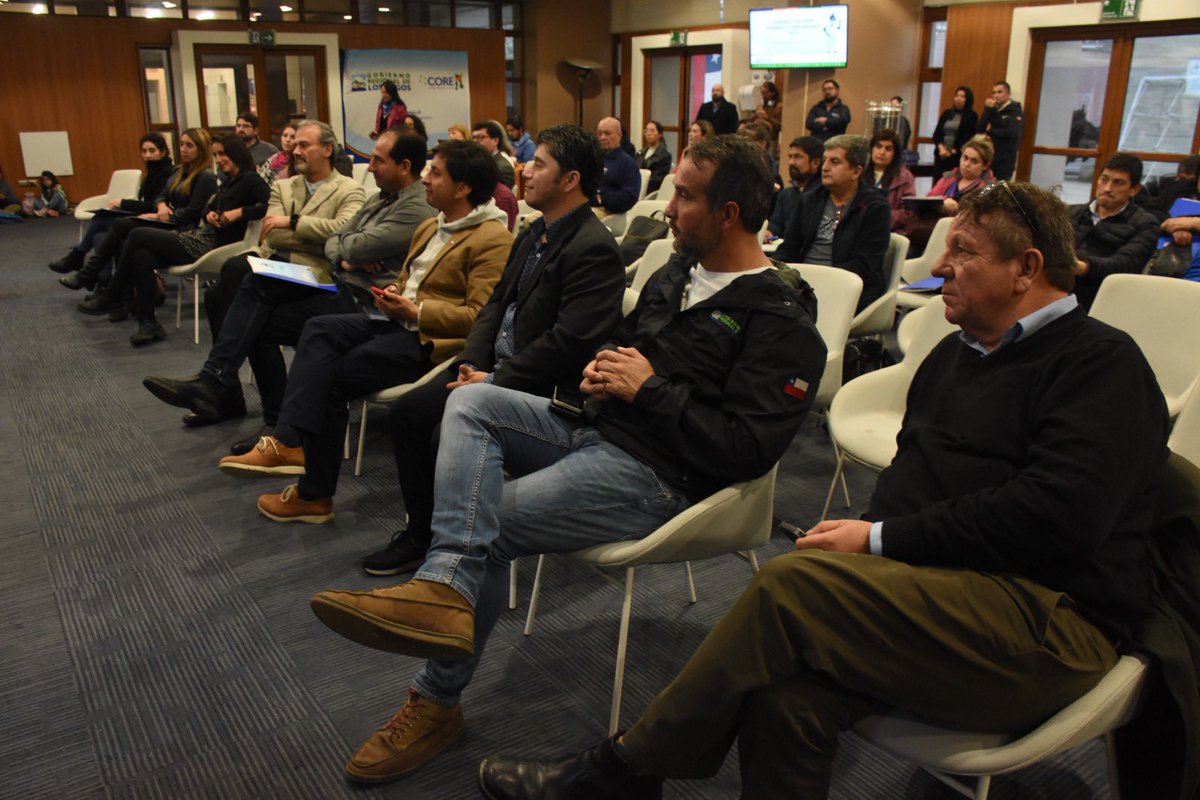 Con una plataforma y procesos de postulación más amigables, se presenta el nuevo “Fondo Comunidad”. 

Evolución del 7% que aumenta recursos para quienes deseen presentar iniciativas para sus comunidades.

Así seguimos en conjunto, Creando y Cuidando nuestra #RegiónDeLosLagos.