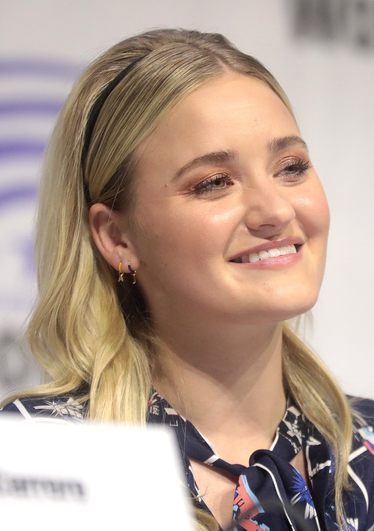 Happy birthday to the amazing AJ Michalka 