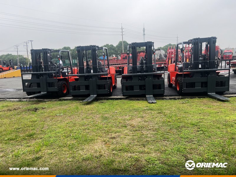 oriemaccn's tweet photo. LONKING Diesel Forklift CPCD70 #instock
1. Rated Capacity: 7ton
2. Lifting Height: 3000mm
3. Load Center: 600mm
4. Max.Gradeability: 20%
Get More Details📷sales@oriemac .com
#forklift #forklifts #lonkingforklift #CPCD70 #heavyequipment #construction #machinery #logistics #export https://t.co/0QUkd21P43