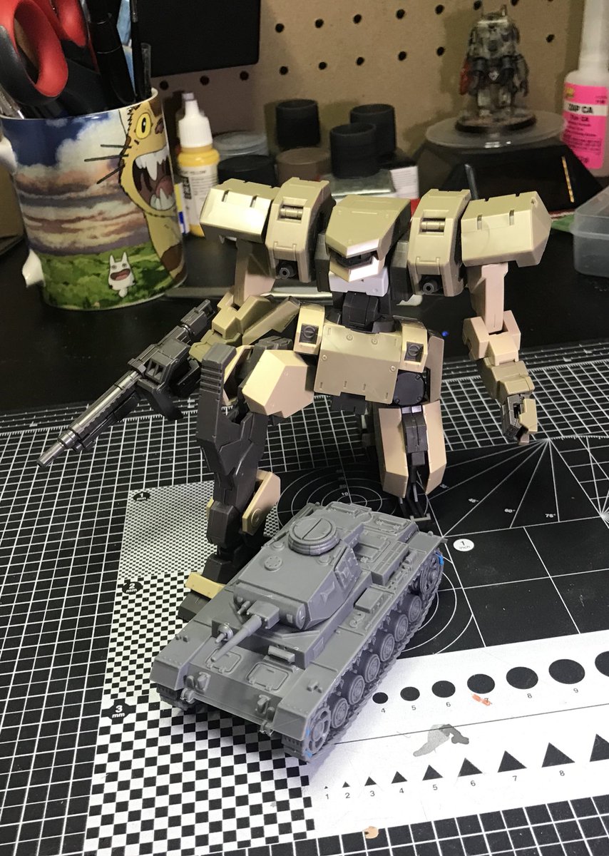 TakeAimStudio_'s tweet photo. Beginning my entry for the #ceruleanproject excited to try and kitbash these together, heavily inspired by Emerson Tung https://t.co/VZ7VR1PZmb
