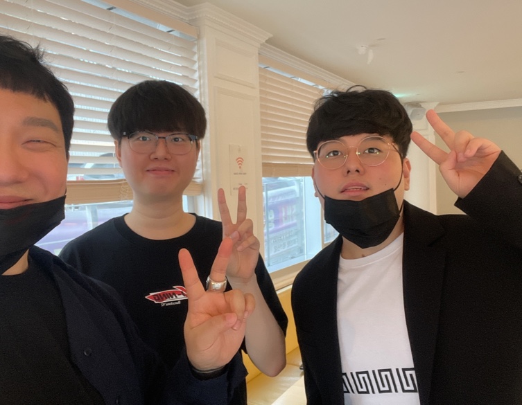ShadowCorpAgent's tweet photo. We are glad to share his new challenge as a Coach 'Sw0rd'.
Please give him a lot of support. Thank you!

#Shadowcorp #Sw0rd #LCKCL #Esportsagency https://t.co/OGKHKdKXXV