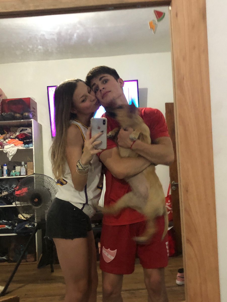 aguusleaal's tweet photo. te amo con el alma, porque el alma nunca muere.🧡 https://t.co/80h4oJQeGE