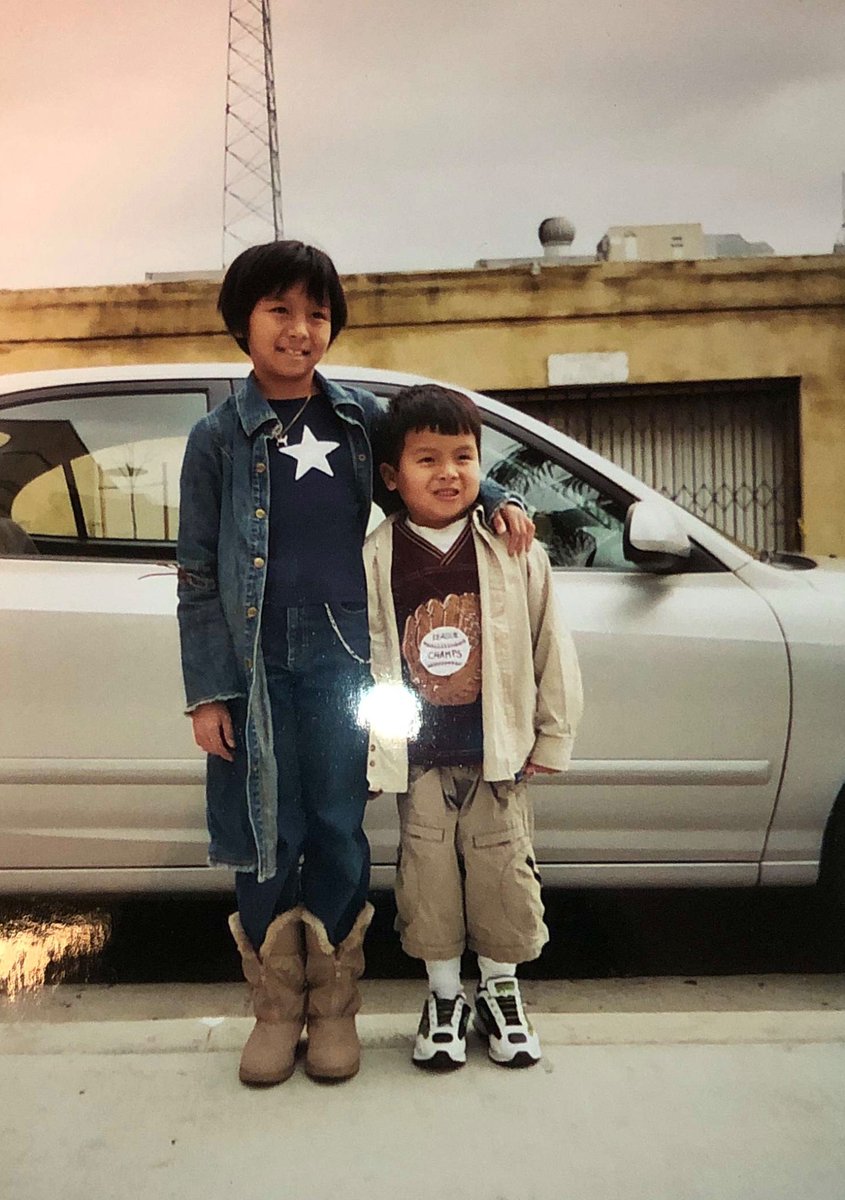 Simply an iconic duo 💕💕