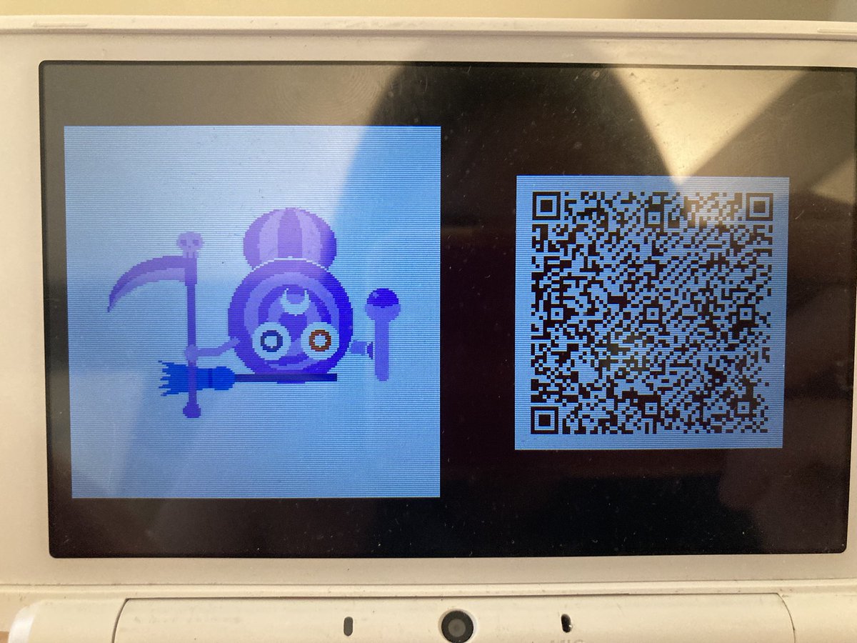 amulet1010's tweet photo. #Freakyforms #3DS Here are more of my (socially mediocre) #Formees… I can no longer upload those QR codes as usual because #Nintendo has closed those image share services… https://t.co/RjmVdV92tS