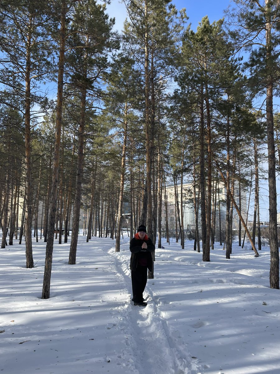 krbrnshv's tweet photo. сделайте эстетику своей жизни при условии, что можно использовать фотографии, которые пылятся в вашей галерее не больше месяца https://t.co/qZvsowoCyT