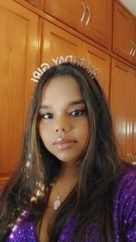 SimRRan2's tweet photo. 23♡ https://t.co/qSIaTHuhDw