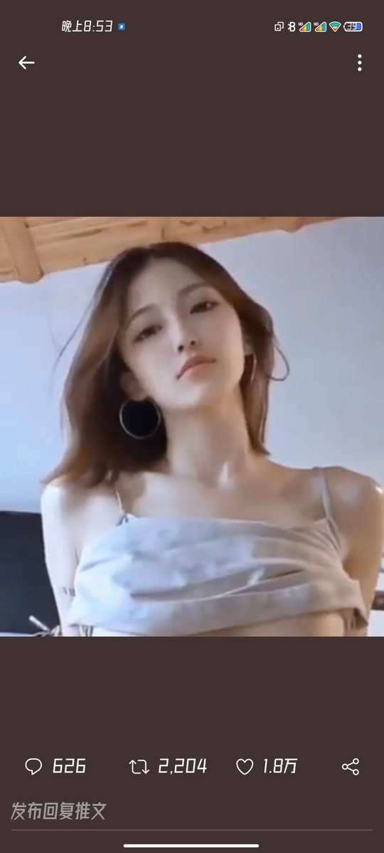 天啊 今天看片 看见一个漂亮小姐姐 这是被自己男朋友哄骗拍视频然后分手传播出去了吗 我看得都心碎 难道男生就没有一点良心嘛 狗日的人渣 所以我们女生doi的时候坚决不要同意男朋友拍视频 免得日后对自己造成不好影响