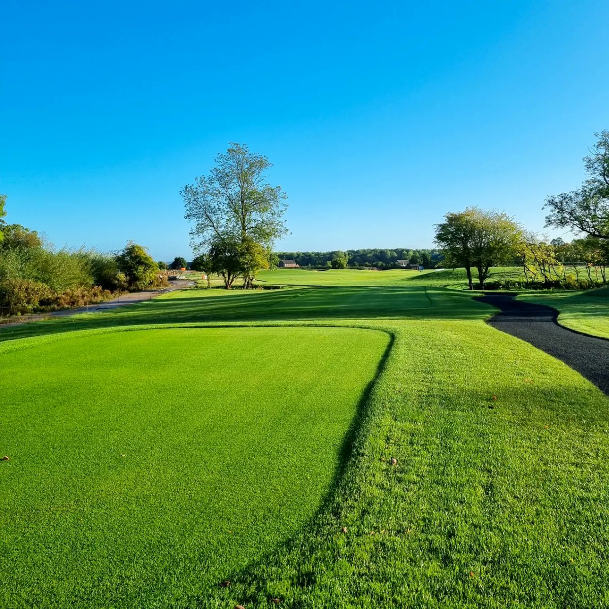 IngestreParkGC's tweet photo. The day has finally come!

Today we open the first of our new holes 🙌 with the new 1st, 9th and 18th coming in to play.

There will be a new routing around the course, please check with the Pro Shop.

Enjoy ⛳️👌 https://t.co/nZVLegmwEo