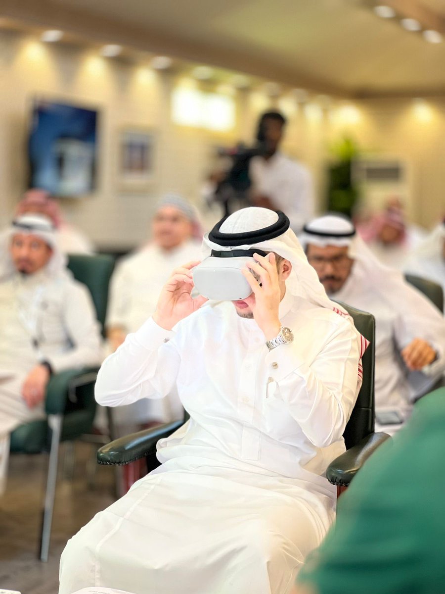 alforqan10080's tweet photo. |خبر✍🏻

إطلاق أول وحدة ابتكار لخدمة ضيوف الرحمن

دشّن وكيل وزارة الحج والعمرة لخدمات الحجاج والمعتمرين سعادة الدكتور عمرو بن رضا المداح وحدة الابتكار بشركة الفرقان المكية لخدمات حجاج الداخل وذلك لتعزيز الابتكار من أجل تطوير خدمات ضيوف الرحمن.

#الفرقان_المكية_تُدشن_وحدة_الابتكار https://t.co/tsoRvkymrE