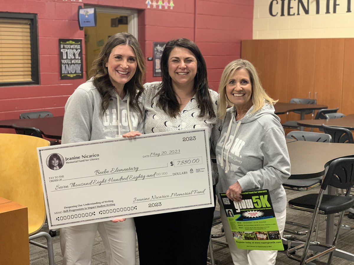 Christine9ONeil's tweet photo. We received a surprise visit today as Dr. Shammas is a recipient of a Jeanine Nicarico Grant. @DrNzshamm is always looking to take us on an adventure by pushing our thinking and practices. @naperglow5k https://t.co/CzuVOuprYf