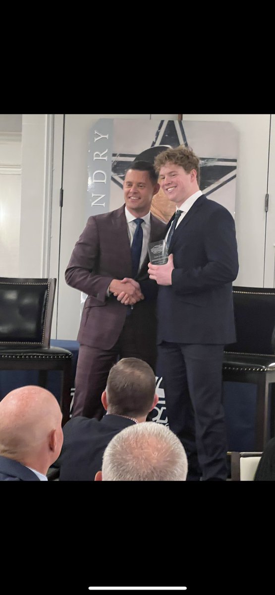 blessed an honored to receive the  Tom Landry scholar! Thank you @ChrisRossLOJO and @jennamorrison08 for supporting me and <a href="/MikeLeslieWFAA/">Mike Leslie</a> for presenting the award