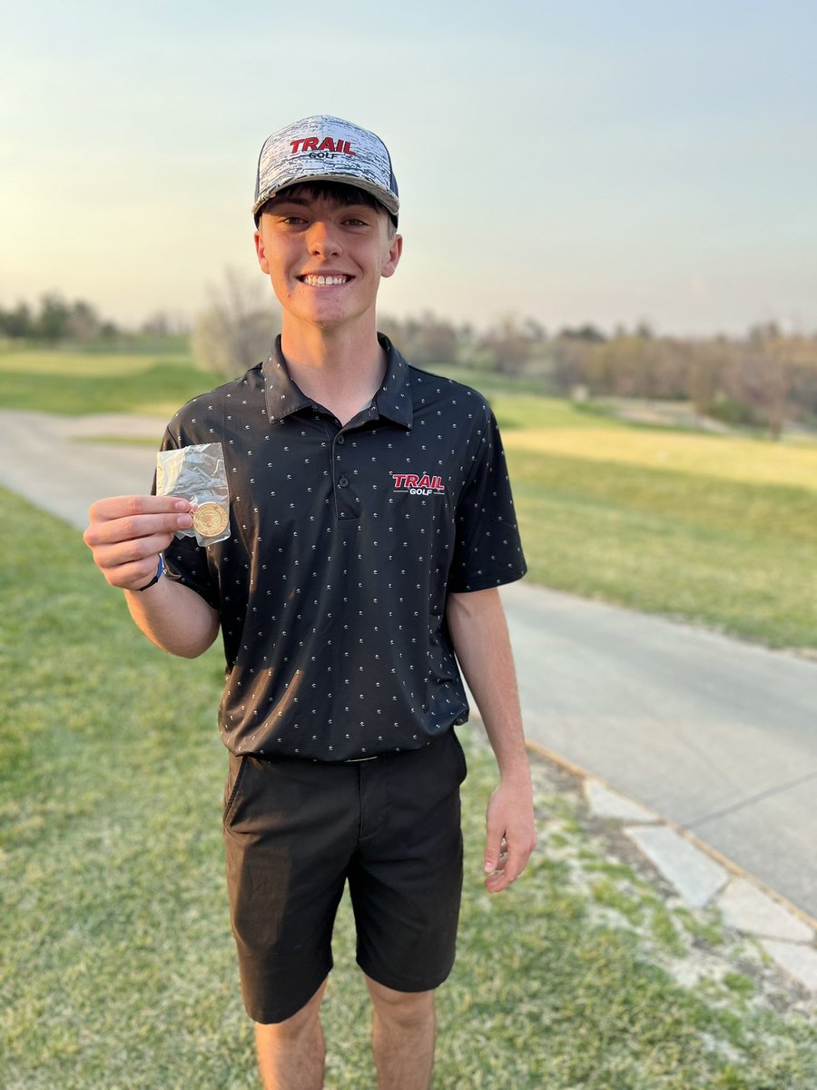 The Trail golf boys stepped up a couple of classes today to take on the likes of, Washburn Rural, Emporia, Manhattan High and others. That didn’t phase Lane Workman who won his third straight tournament! A solid 73 at Manhattan Country Club for one of the states best players!!