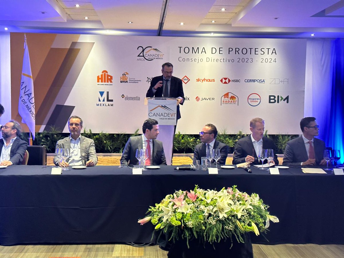 3LotusCo's tweet photo. Felicidades a Leopoldo Hirschhorn, nuevo presidente de Canadevi Valle de México 2023- 2024. De igual manera, muchas gracias al presidente saliente Yuri Zagorin Alazraki.

#edgebuilding #canadeviVM #3lotusconsulting https://t.co/EW8ccrcPh4