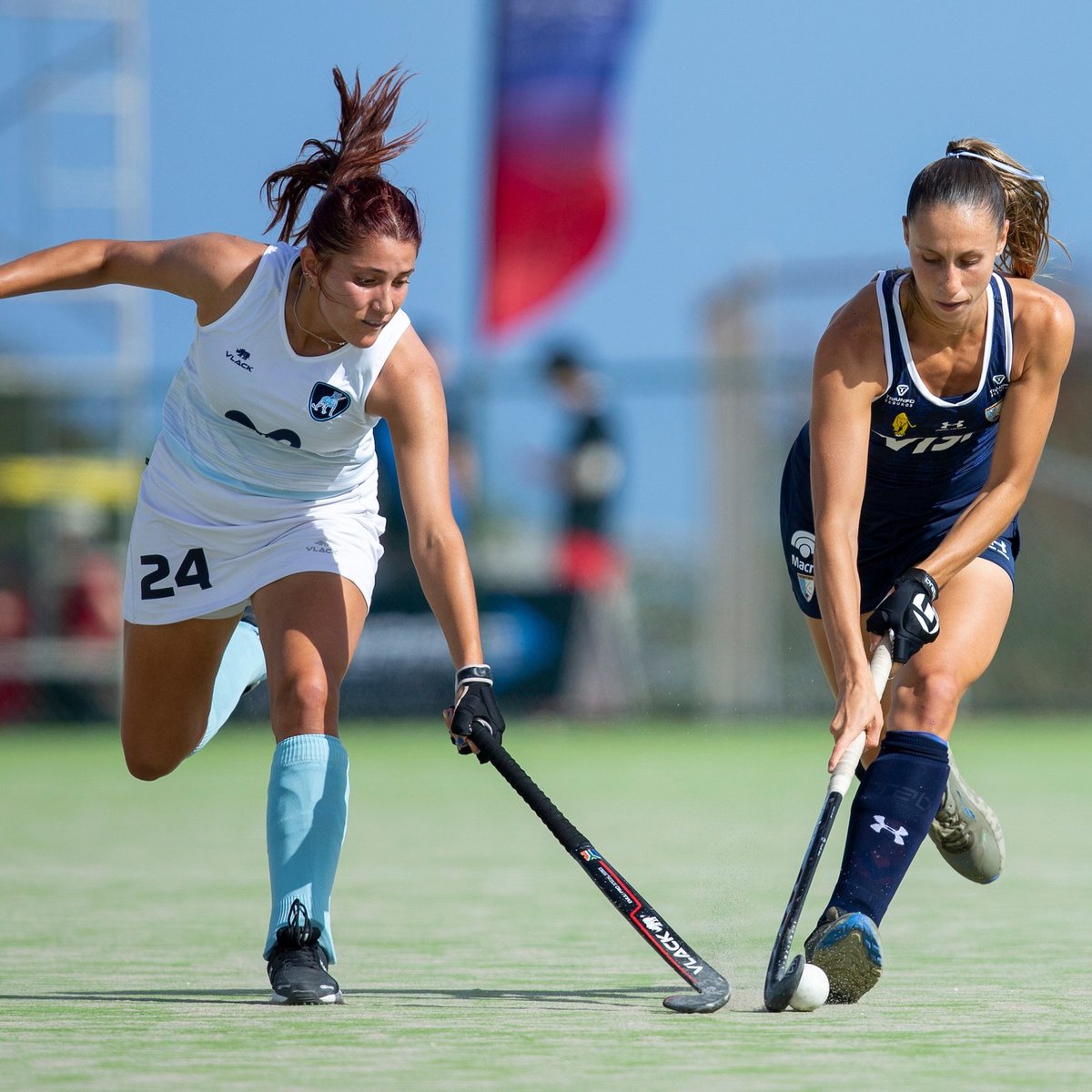 🏑 ¡TRIUNFO de #LasLeoncitas 🇦🇷 en el DEBUT!

El seleccionado argentino sub 21 venció a Uruguay en el primer partido de la Copa Panamericana Jr en 🇧🇧

👉Las anotadoras fueron Paula Santamarina, Valentina Raposo, Lara Casas y Valentina Ferola

📌El miércoles juegan contra 🇺🇸