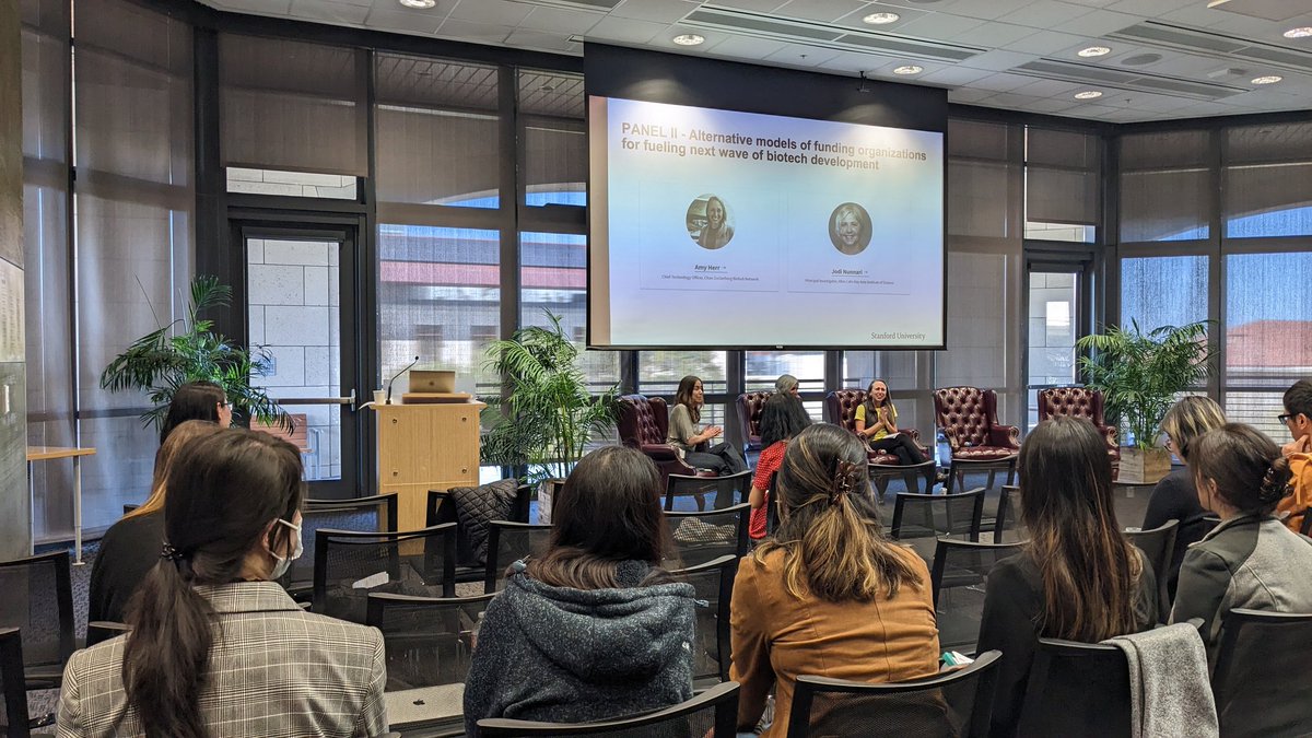 Great discussion on alternative ways to fund your research at  #nihbiotech symposium with <a href="/jodi_nunnari/">Jodi Nunnari</a> and Amy Herr. Thank you, <a href="/fan_yang/">Fan YANG</a> and Christina Smolke for organising!
#Stanford