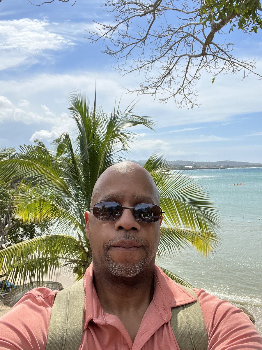 🤙🏾 Minding My Own Business🖤💛 tweet media