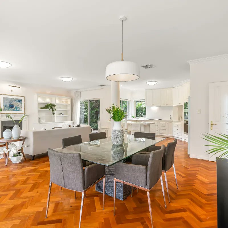 homelycomau's tweet photo. In the heart one of Perth's safest suburbs stands 8 Cygnet Crescent, Dalkeith.
See more: https://t.co/WllaJfmUIc
Listed by: Acton | Belle Property Dalkeith
#dalkeith #timeless #accessibility #romaninspired #nature #realestate #forsale #wowhomes #homely https://t.co/2VYt1LsJzH