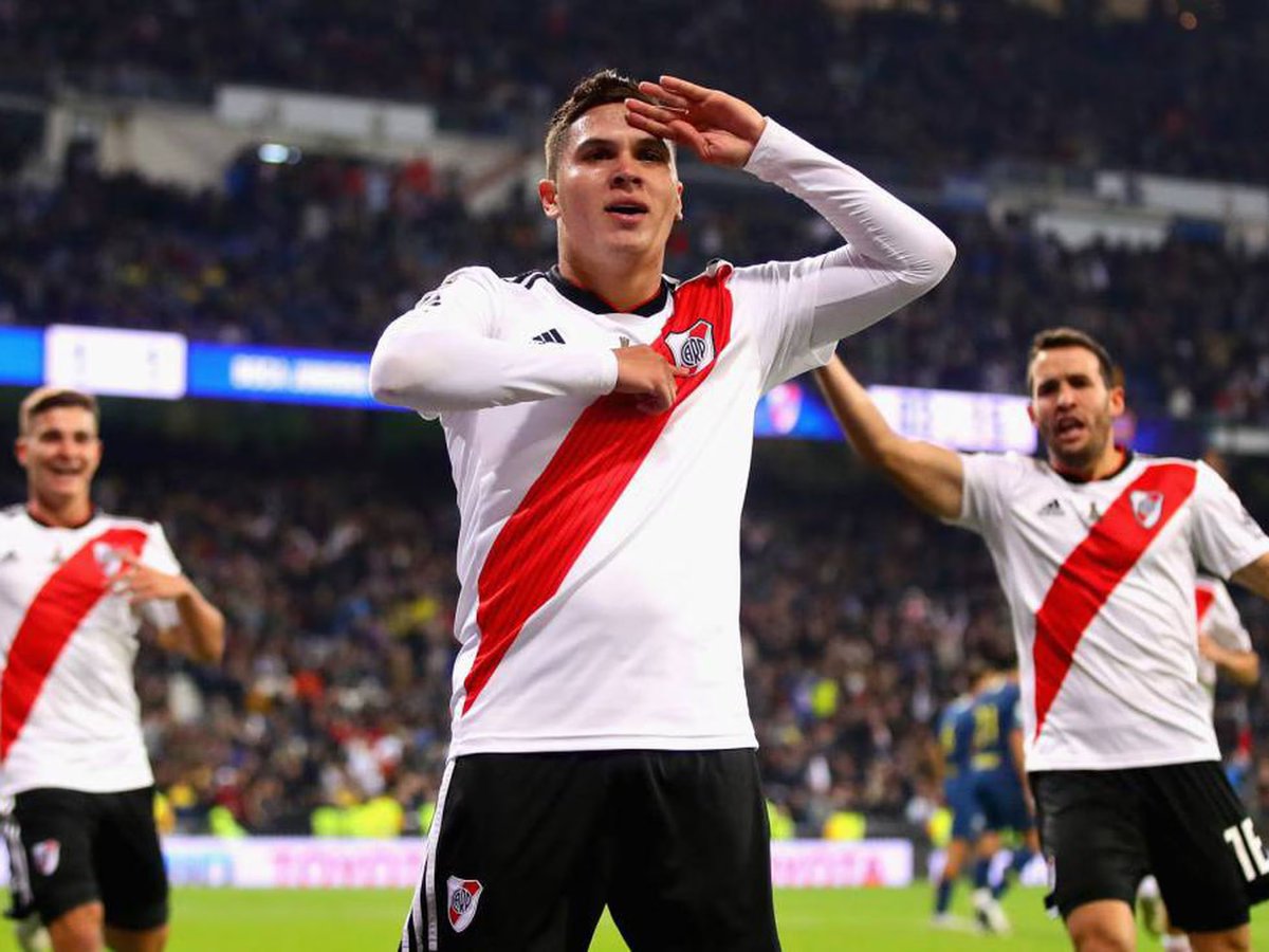 fabriiferrer's tweet photo. @juanferquinte10 Lo bien que te va a seguir quedando el manto sagrado 😍 https://t.co/udqd3oRhNH
