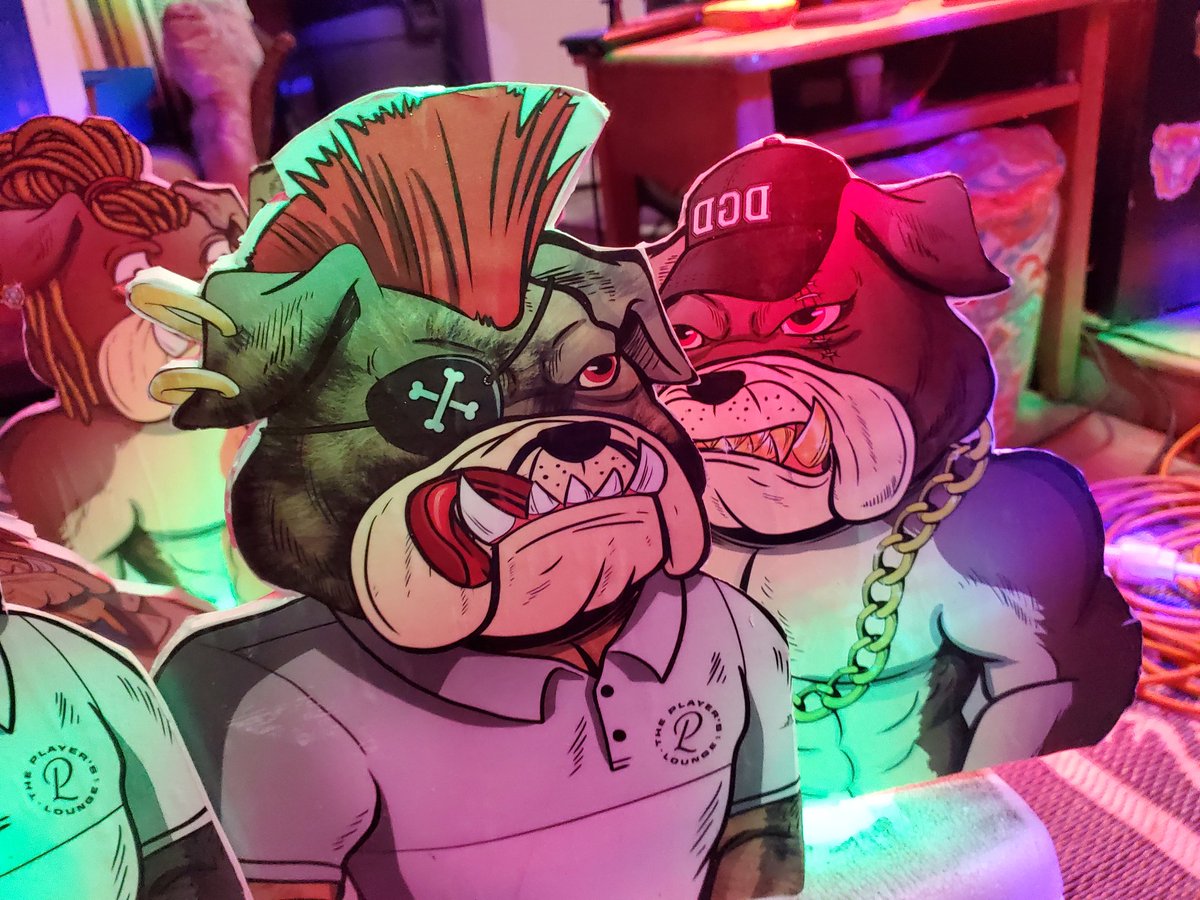 Chainsaw and Banny 
The OG's of the #JunkYardDawgs 
#Dawgs Always!!!!
@ThPlayersLounge