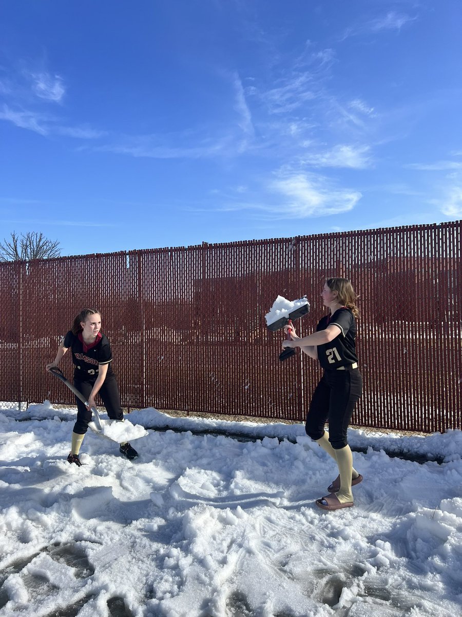 CoachKoltes's tweet image. Started the season with a solid 11-1 Win today followed by some field snow removal!!! @strom_dani with a 3 Run HR today!!! #onegameatatime @MGActivities