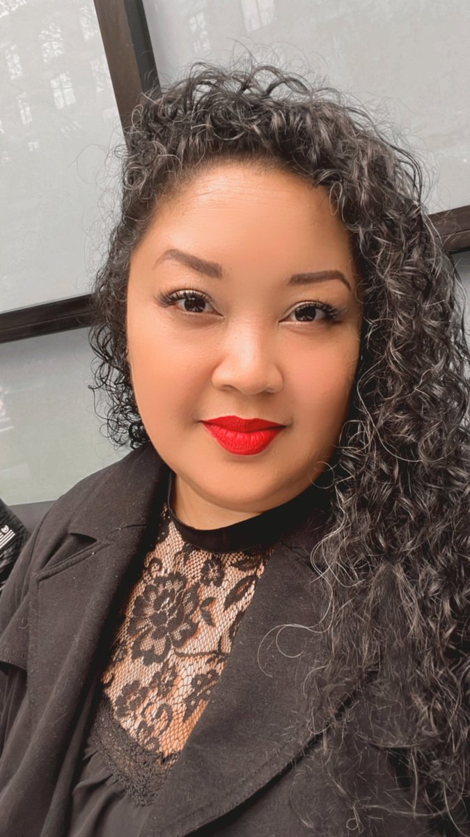 tajmccoywrites's tweet photo. 30 and up Twitter, drop a picture with your age😍🥰👀

✨41✨ https://t.co/IcRyCENf3k