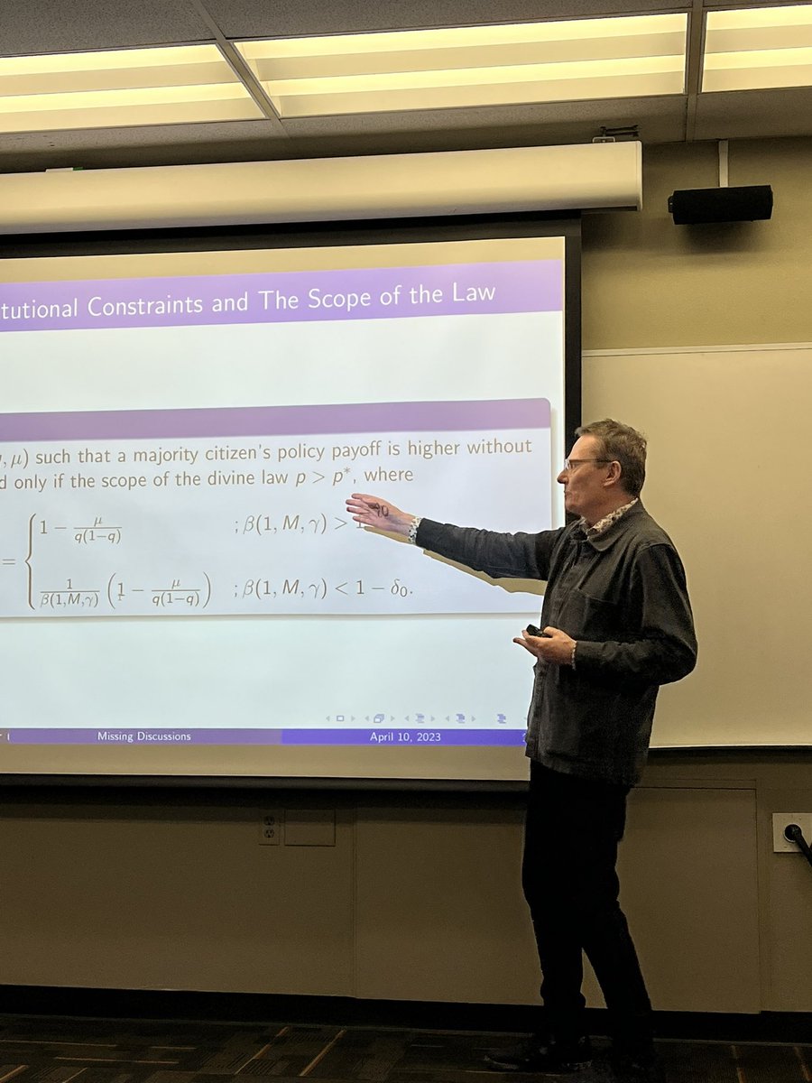 Hoy tuve la oportunidad de oír a James Robinson, historiador-economista y politólogo, director del #ThePearsonInstitute y profesor de <a href="/UChicago/">The University of Chicago</a> en su presentación sobre uno de sus papers: Institutional Constraints in the Islamic Political Tradition.